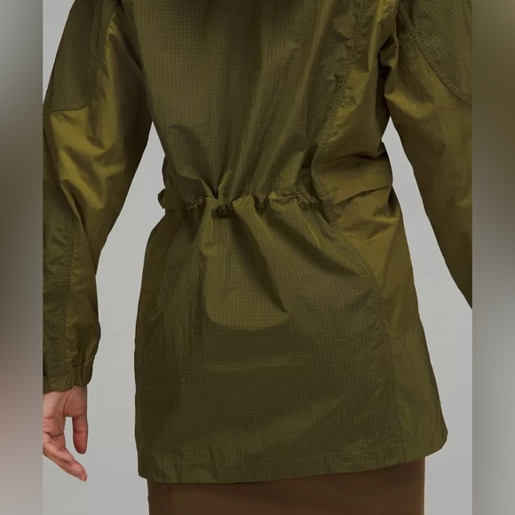 Lululemon•Ripstop Relaxed-Fit Jacket•Hooded Water Proof Cinch Waist•Green•NWOT•6 - Picture 4 of 16